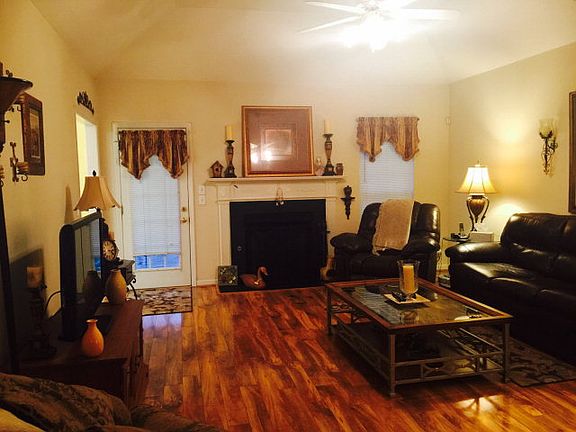 4th image of 322 Old Oak Rd