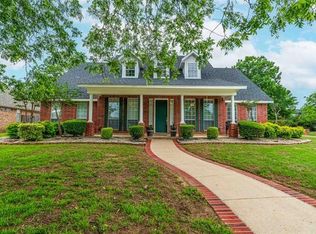 563 Brookes Way, Paris, TX 75462