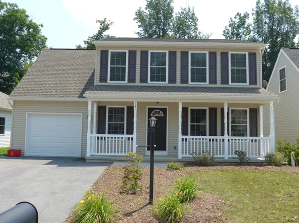 131 Whisper Ridge Dr, State College, PA 16801