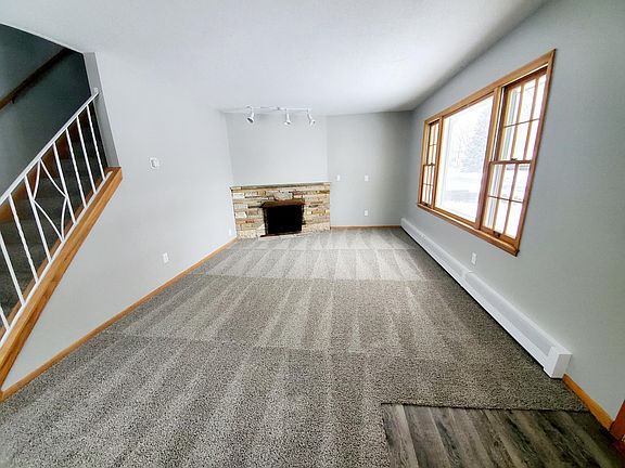 2nd image of 4000 Cleveland St NE #4000
