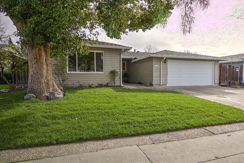 1st image of 5760 Crow Ln