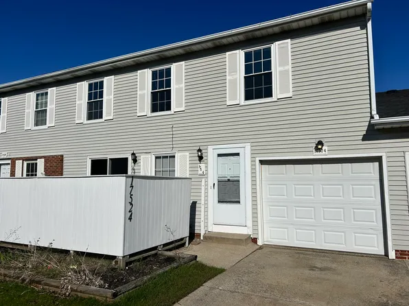 17524 Independence Ct #3A, Brookpark, OH 44142