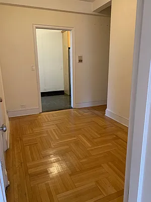 Rented by JMG Properties | media 32