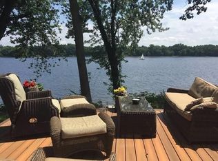 202 River Rd, Agawam, MA 01001