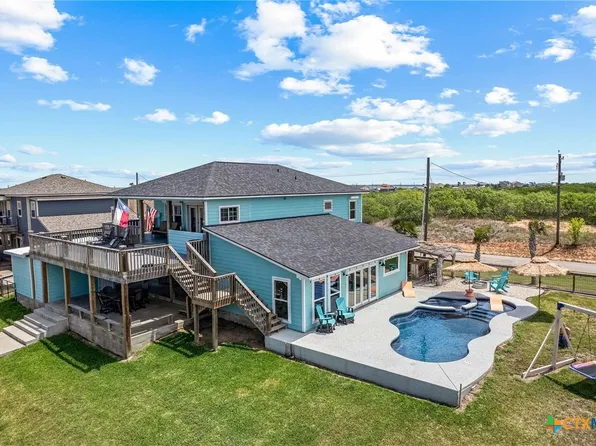 792 County Road 306, Port Lavaca, TX 77979
