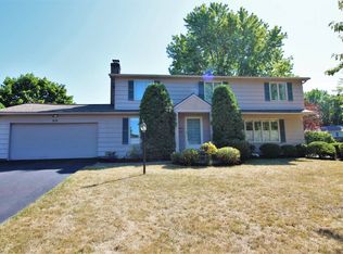 310 Ashley Dr, Rochester, NY 14620