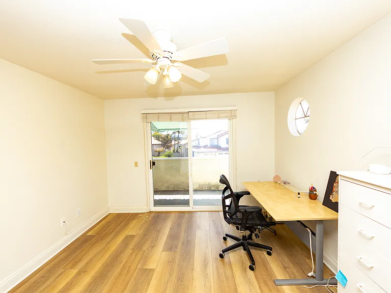 1559 Madrid Dr — Photo 13
