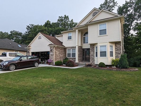 30112 Apple Grove Way