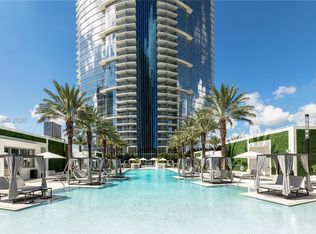 Paramount Miami Worldcent, Miami, FL 33132