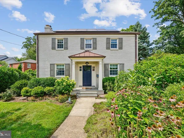 4919 26th St N, Arlington, VA 22207