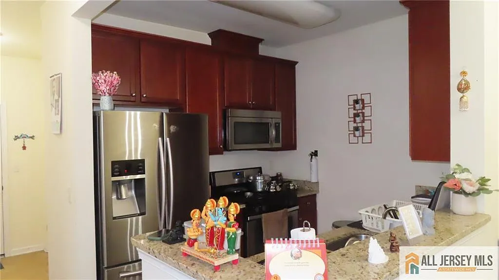 2 bed, 2.0 bath, 1150 sqft, $2,550 — Photo 4