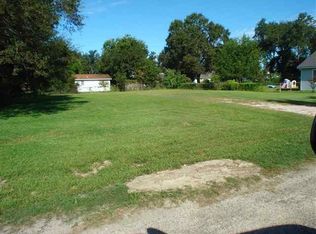 720 Marion St, Port Neches, TX 77651