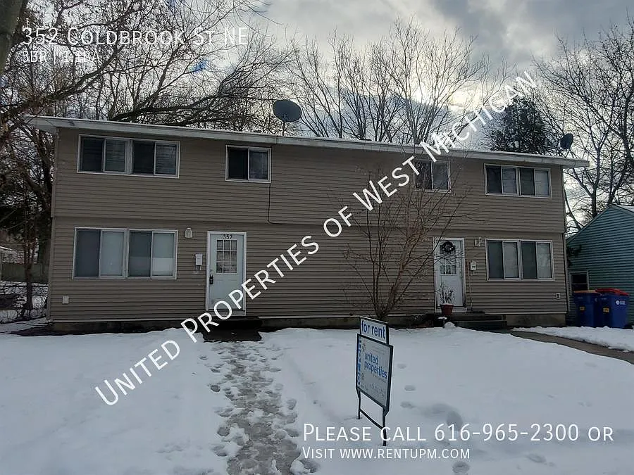Available Now | 3 Bedroom, 1.5 Bath Duplex | Water Included | Washer and Dryer Provided | Short W... — Photo 1