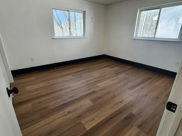 5 Irene St #8 — Photo 8