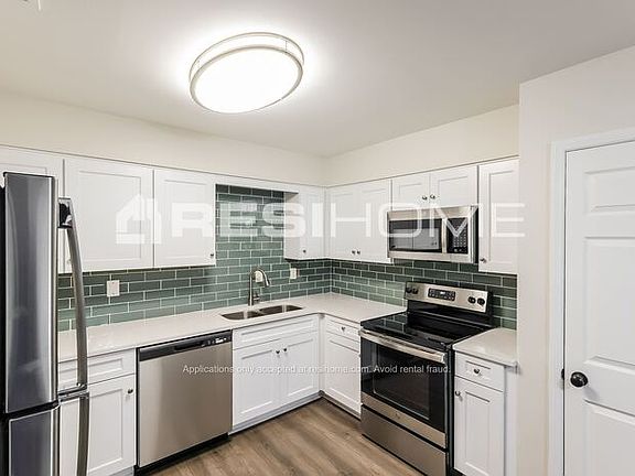 3rd image of 5134 Shamrock Dr