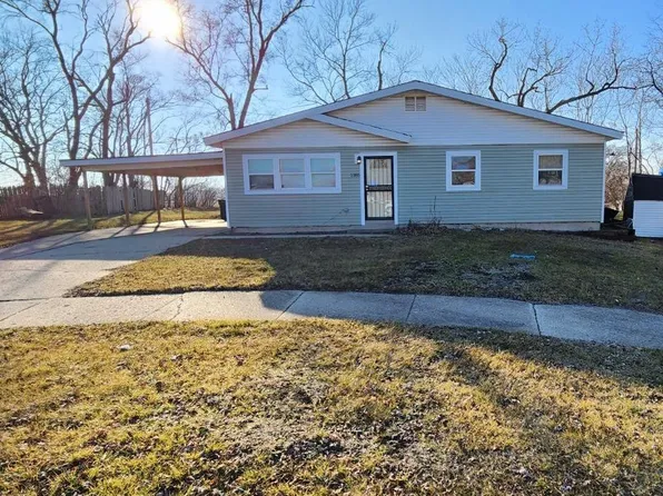 1358 Dearborn St, Gary, IN 46403