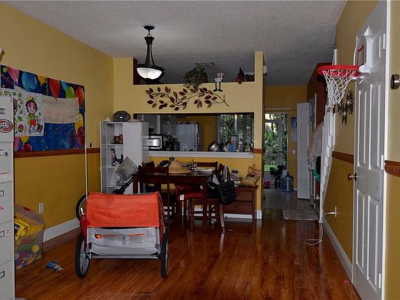 5th image of 12343 Berkeley Square Dr