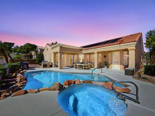 10501 Shoalhaven Dr, Las Vegas, NV 89134