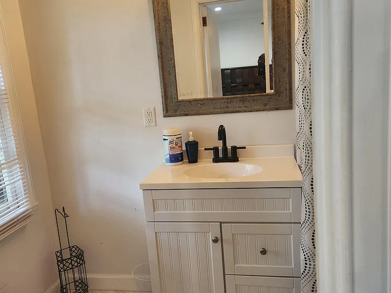 Glenridge Dr — Photo 3