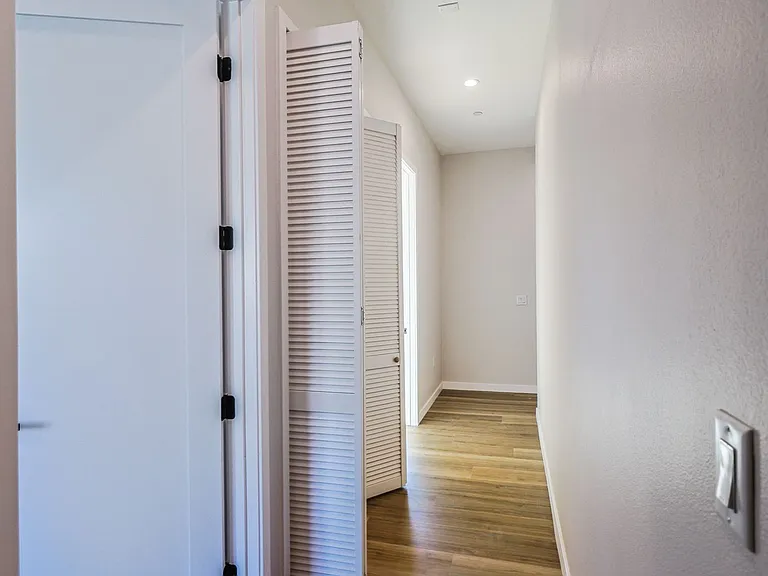 5517 Glennie Ln — Photo 13