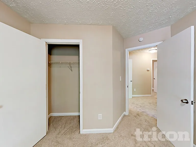 2033 Pine Cone Dr SW — Photo 7