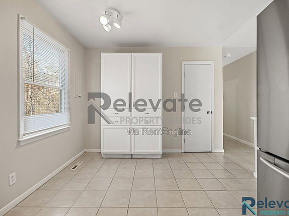 5th image of 2630 Beaver Falls Rd
