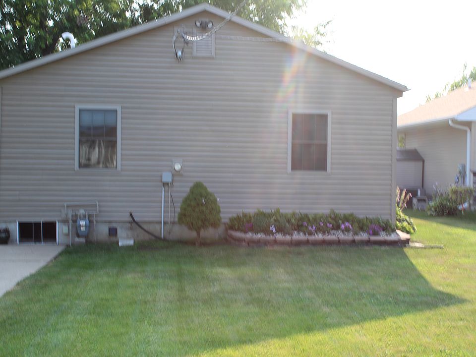 Lake House
