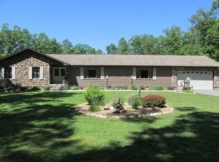 544 Summit Dr, Moorefield, WV 26836