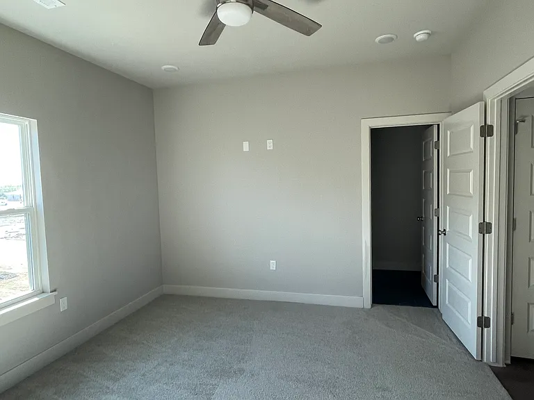 3064 S Old Missouri Rd #E — Photo 11