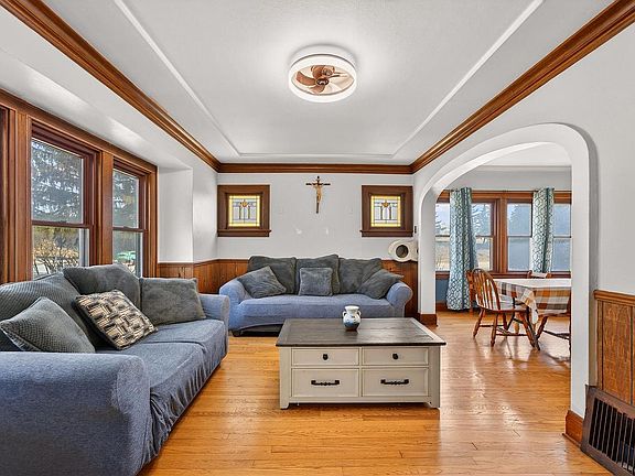 5th image of 333 West Bender ROAD