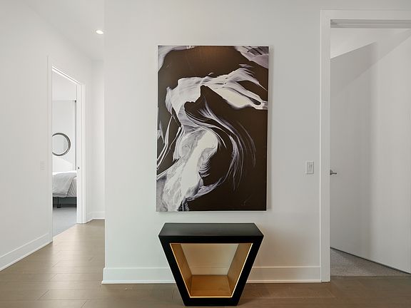 5th image of 403 N Wabash Ave #10C