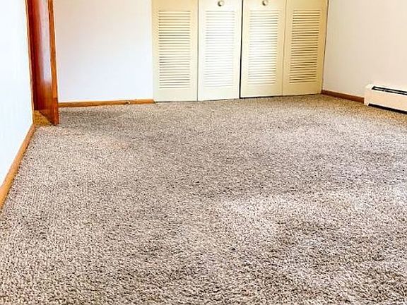 5th image of 438 Independence Ave N #15