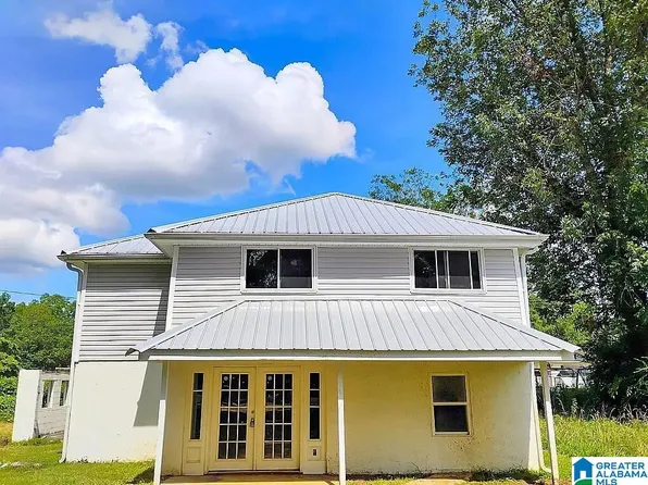 222 S Oak Ave, Sylacauga, AL 35150