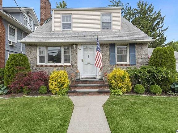 2nd image of 30 Norwood Ave