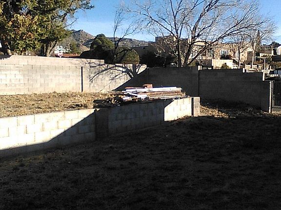 BackYard2