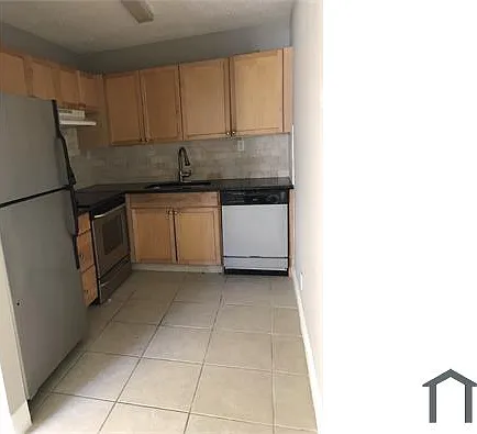1203 Meadows Cir #816