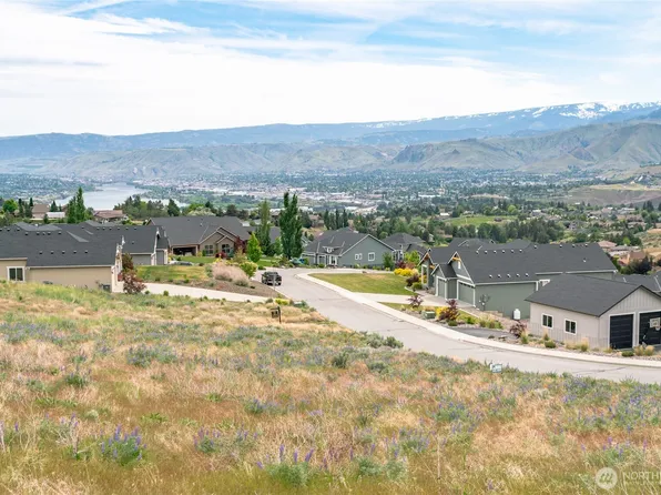 296 Burch Hollow Lane, Wenatchee, WA 98801