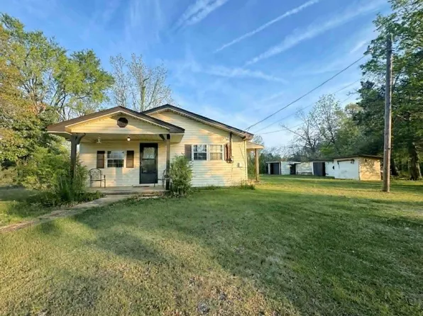 1609 Wenasoga Rd, Corinth, MS 38834