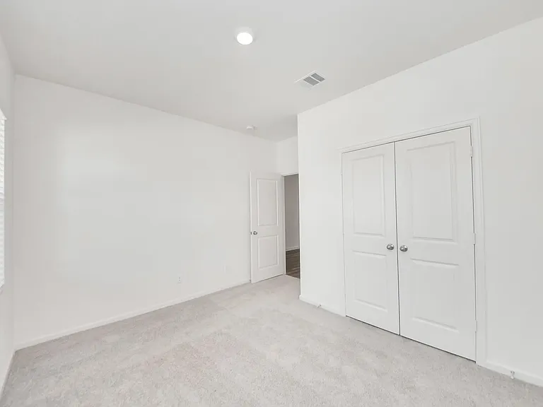 1902 Corsica Creek Ln — Photo 6