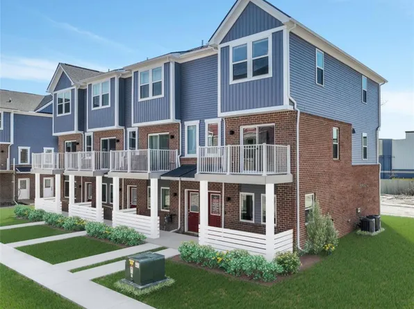 755 Canterbury Ln, Troy, MI 48085