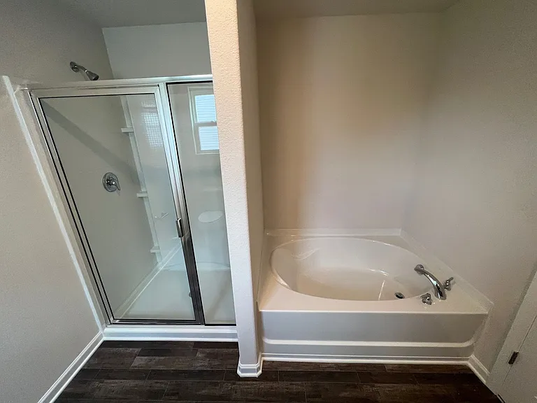 461 Turning Lake Dr — Photo 29