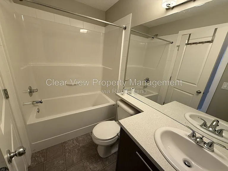 300 Marina Dr #141 — Photo 15