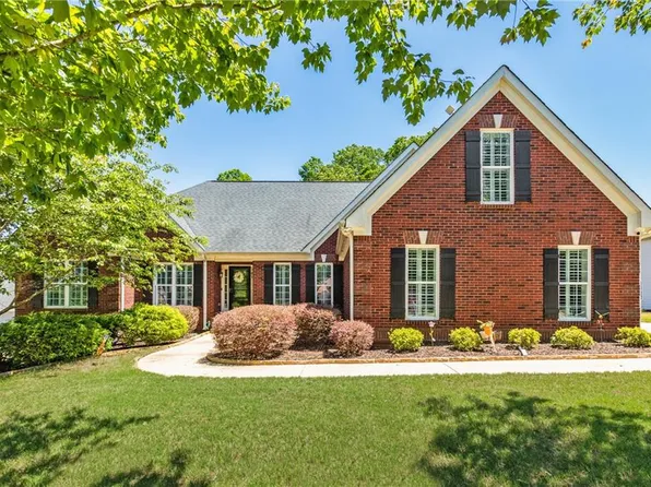 3469 Hickory Lake Dr, Gainesville, GA 30506