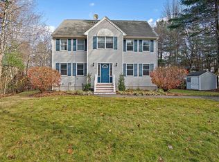 101 Mink Run Rd, Wilmington, MA 01887