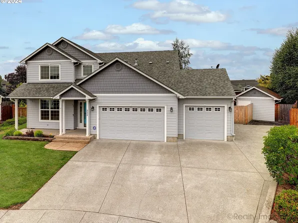 335 NE Blossom Ct, Sublimity, OR 97385