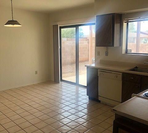 4th image of 2761 N Dos Mujeres Ave