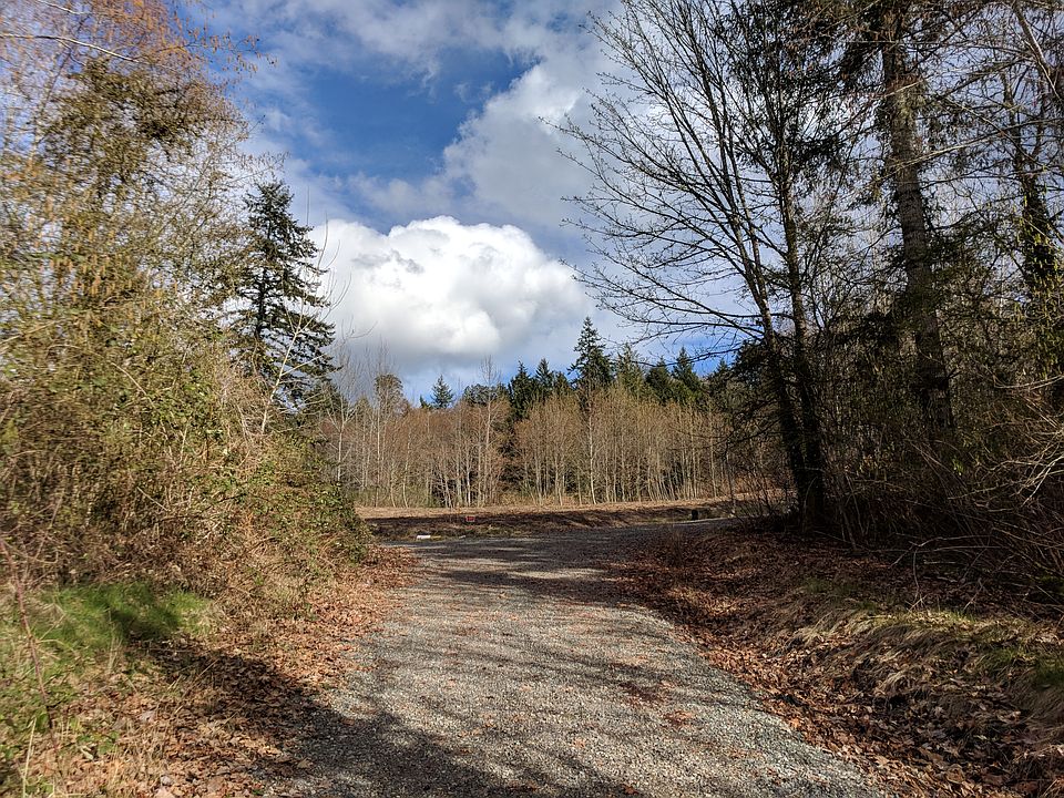2nd image of 3375 E State Route 302