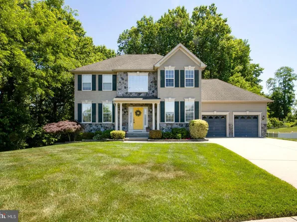 25 Palmer Ct, Glassboro, NJ 08028