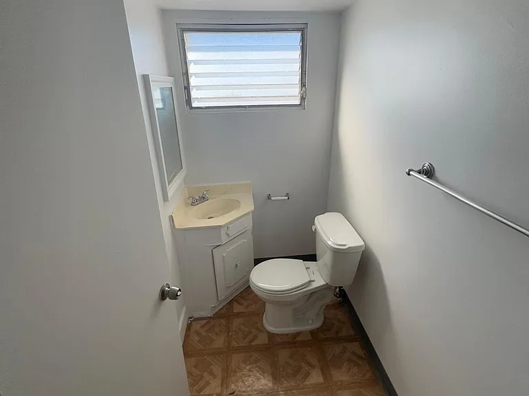 863 E Imperial Hwy #7 — Photo 2