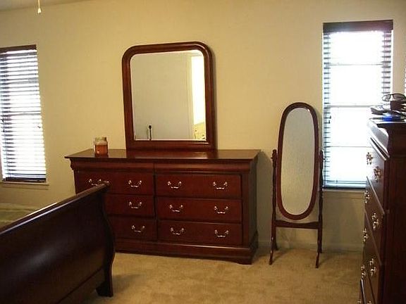 main room 